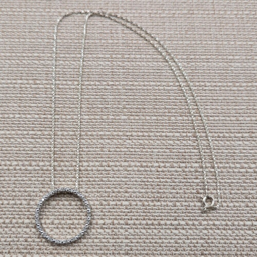20 Inch Sterling Silver Many Small Diamonds Circle Pendant Necklace A6615 - Picture 3 of 9